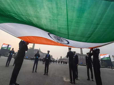 Republic Day 2022: স্বাধীনতা দিবসের মতোই সমান গুরুত্বপূর্ণ ২৬ জানুয়ারি, কেন জেনে নিন