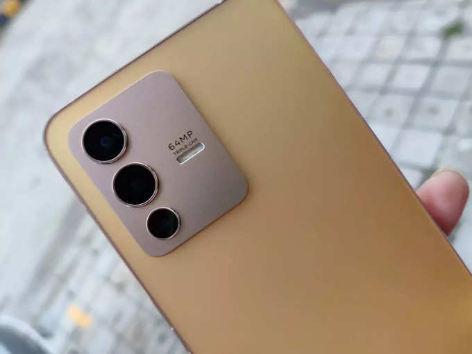 Vivo V23 Camera