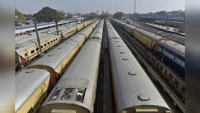 RRB NTPC Result Violence: दिल्ली-हावड़ा रूट पर जबर्दस्त उत्पात, जानिए रेलवे से कहां हुई चूक