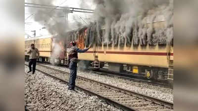 रेलवे ग्रुप डी : राज्‍यव्‍यापी हुआ आंदोलन ...दो एग्जाम लिए जाने के विरोध में जहानाबाद में छात्रों ने पटना गया रेलखंड किया बाधित