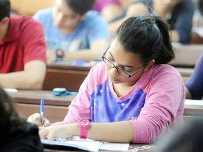 CBSE Class 12 Preparation Tips: इंग्लिश पेपर की तैयारी के दौरान इन बातों का रखें ख्याल