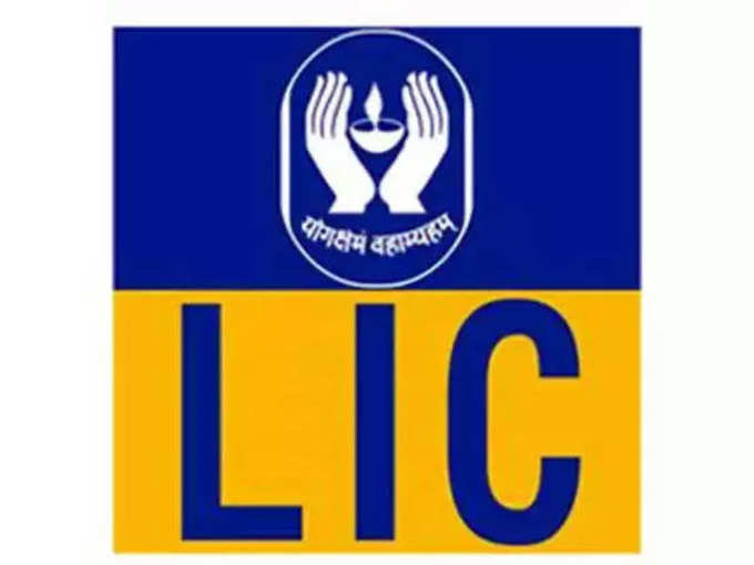 lic से सरकार को कितनी कमाई