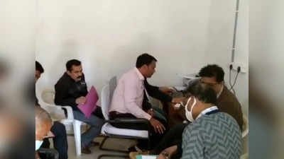 Madhya Pradesh Update News : लोकायुक्‍त की बड़ी कार्रवाई, बीएमओ को 10 हजार की रिश्‍वत लेते रंगे हाथों पकड़ा