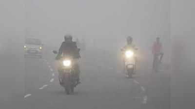 Delhi Weather: सुबह-शाम अभी ठंड से राहत नहीं, कोहरे के बाद अब बारिश के भी आसार, जानें मौसम का ताजा हाल