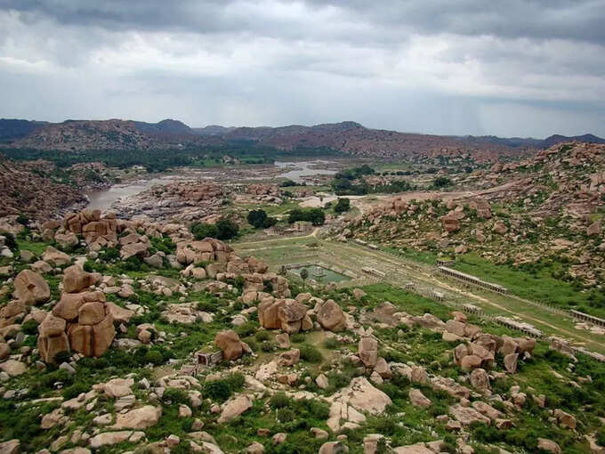 ​೧. ರಾಕ್ ಕ್ಲೈಬಿಂಗ್ ಮಾಡಿ