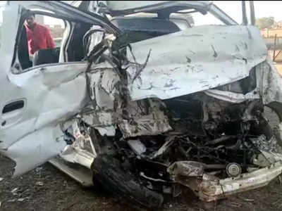 Sagar News : अज्ञात वाहन ने कार को मारी टक्‍कर, हादसे में 3 दोस्‍तों की मौके पर मौत