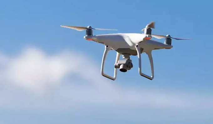 ​వ్యవసాయంలో డ్రోన్లు (Kisan Drones)