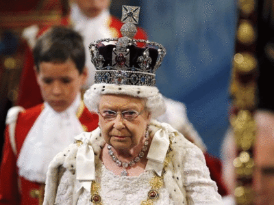 Queen Elizabeth: बहू पर मेहरबान हुईं ब्रिटेन की महारानी, बेटे के राजतिलक पर देंगी कोहिनूर हीरे से सजा मुकुट