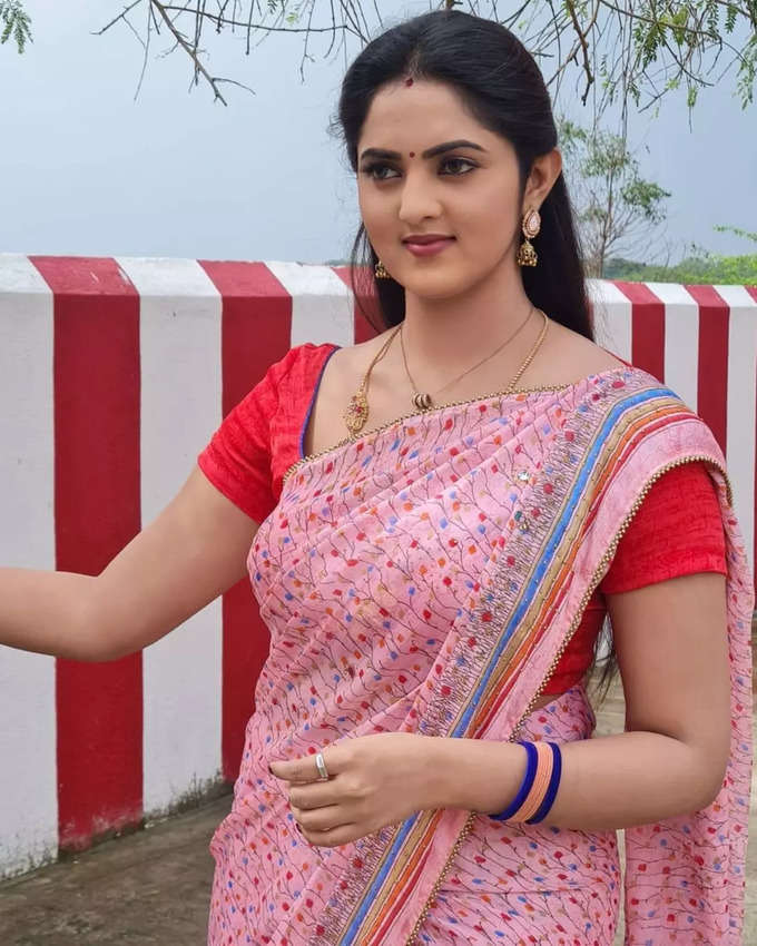 Actress Radhika Preethi_11