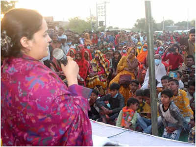UP Election: यूपी में झेला होगा, बंगाली बैशाखी की जरूरत नहीं... ममता बनर्जी पर अपर्णा यादव का हमला