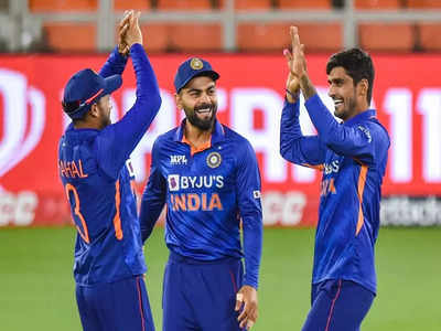 IND vs WI: दीपक हुड्डा ने करियर के पहले ओवर में ही लिया विकेट, उनसे ज्यादा खुश दिखे विराट कोहली