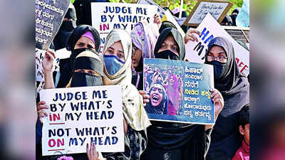Hijab Row: ಹಿಜಾಬ್ ಪ್ರಕರಣಕ್ಕೆ ವಿಸ್ತೃತ ಪೀಠ ರಚನೆ: ವಿಚಾರಣೆ ನಡೆಸುವ ನ್ಯಾಯಮೂರ್ತಿಗಳು ಯಾರು?
