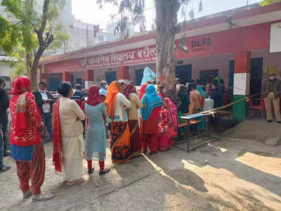 Uttar Pradesh Election 2022 Phase 1 : यूपी चुनाव के पहले चरण में बंपर वोटिंग, किस जिले में कितने वोट पड़े, देखिए लिस्‍ट