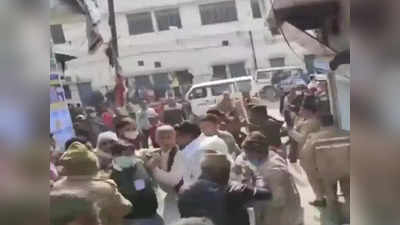 Meerut Chunav Voting: कहीं ईवीएम हुई खराब.. तो कहीं आपस में भिड़ गए समर्थक, सिपाही से भी मारपीट.. चुनाव के दिन मेरठ में छिटपुट बवाल