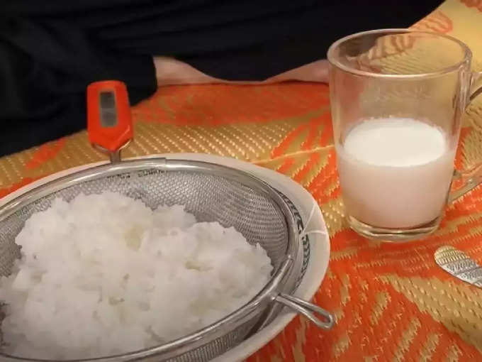 ग्लोइंग स्किन के लिए चावल के आटे का फेशियल