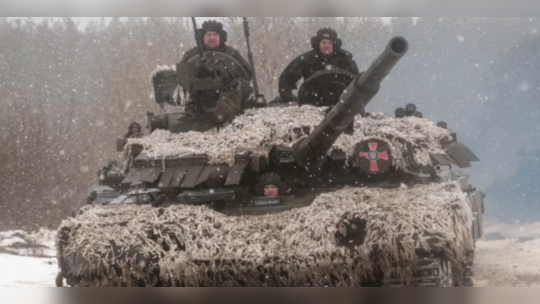 Russo-Ukrainian crisis: યુક્રેન-રશિયા સંકટ વચ્ચે યુદ્ધની આશંકાને જોતાં શું છે સ્થિતિ? જુઓ PHOTOS 