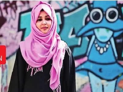 Hijab controversy: नहाते वक्त भी पहनती हो...? रिसर्च कर रहीं दो मुस्लिम छात्राओं ने बताया, क्यों पहनती हैं हिजाब, क्या-क्या सुनना पड़ता है
