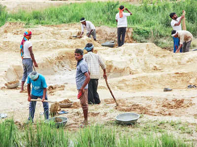 100 நாள் வேலைத் திட்டத்திற்கு செக்.. மத்திய அரசு எடுத்த முடிவு!