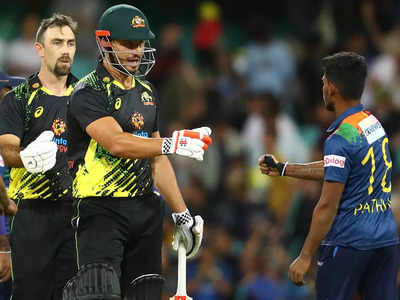 AUS vs SL 2nd T20I: IPL मेगा नीलामी के बीच सुपर ओवर में पहुंचा मैच, 10.75 करोड़ में बिके वानिंदु हसरंगा नहीं बचा सके मैच, हेजलवुड छाए