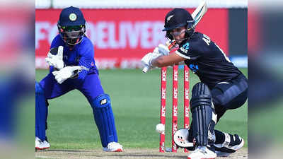 दीप्ति शर्मा के चौके पर भारी अमेलिया केर का शतक, दूसरे वनडे में तीन विकेट से हारा भारत