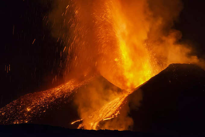Italy Volcano Etna