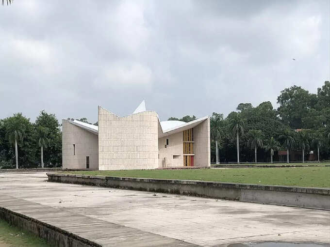 गांधी भवन, चंडीगढ़ - Gandhi Bhawan, Chandigarh