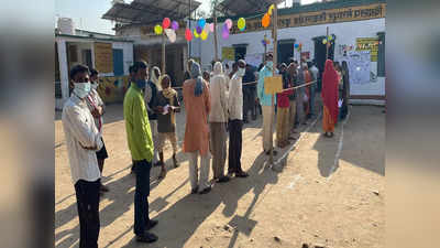 UP Punjab: पंजाब में 70 और यूपी में 60 प्रतिशत से ज्यादा रहा मतदान, जानिए दोनों राज्यों में दिनभर क्या रहा माहौल