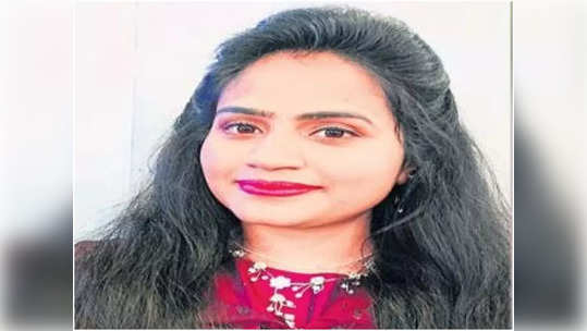 Woman Techie: సహోద్యోగికి ఫోన్ చేసి చెప్పి మరీ.. మహిళా టెకీ ఎంత పని చేసిందంటే? 