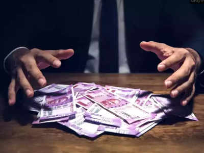 महाराष्ट्र: पैसा डबल कराने के चक्कर में कपल को लगा ₹1 लाख का चूना