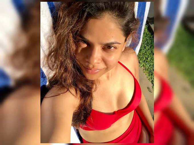 Sumona Chakravarti