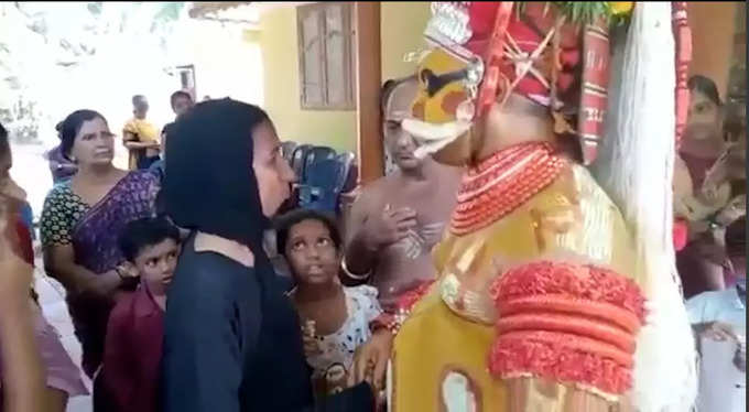 ​കണ്ണ് നിറയല്ലേ.. കേട്ടോ?