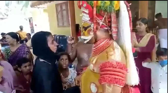 ​മതസൗഹാർദം സ്ഫുരിക്കുന്ന വീഡിയോ