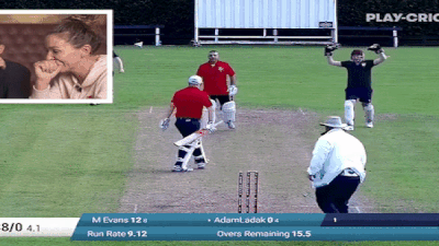 Funniest Video Of Cricket: रन आउट होने पर साथी खिलाड़ी को फेंककर मारा बल्ला, इंग्लैंड के कप्तान जो रूट की छूटी हंसी