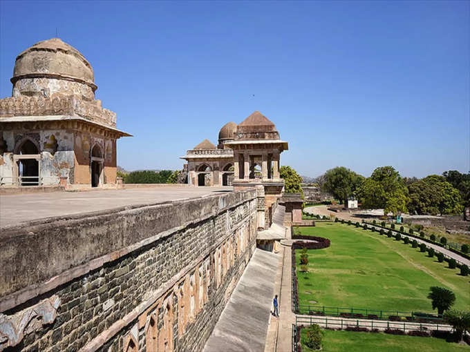 मांडू, मध्य प्रदेश - Mandu, Madhya Pradesh in Hindi