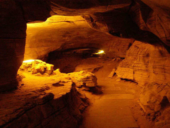 बेलूम गुफाएं, आंध्र प्रदेश - Belum Caves, Andhra Pradesh