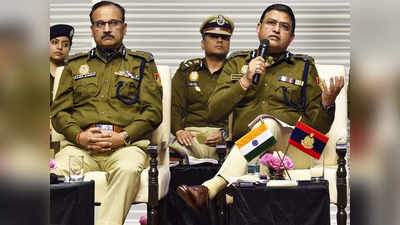 Delhi Police Report Card: दिल्ली में ड्रोन से रखी जाएगी अपराधियों पर नजर, FM रेडियो मिलेंगे ट्रैफिक अपडेट<u></u>