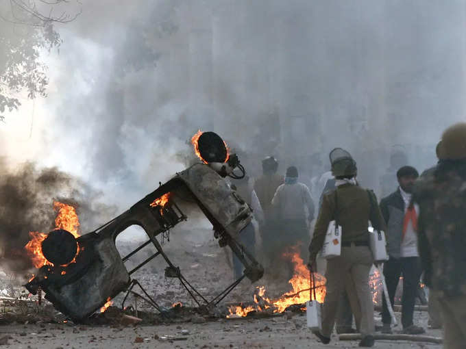 ​दिल्ली दंगों के 300 से ज्यादा केस अभी नहीं सुलझे