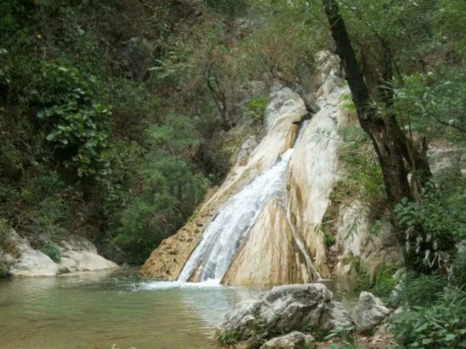नीर झरना - Neer waterfall