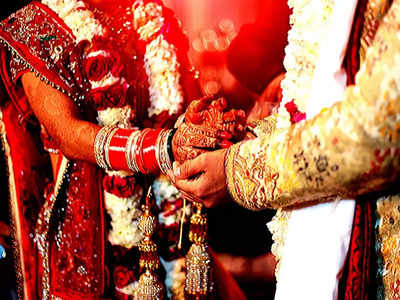 RSS on Women Marriage: महिलाओं की शादी की उम्र पर बहस, आखिर राष्ट्रीय स्वयंसेवक संघ क्या चाहता है?