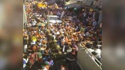 UP Election: गोरखपुर में नहीं आएंगे अमित शाह, अकेले रोड शो कर कार्यकताओं में जोश भरेंगे CM योगी