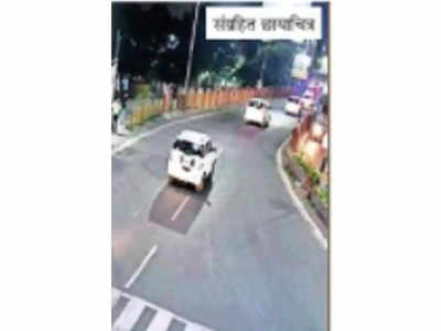 कर्वे रस्त्यावरील ओव्हरहेड केबल काढल्या