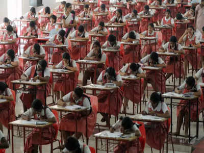 UP Board Exam 2022: मार्च में शुरू हो सकती हैं यूपी बोर्ड की परीक्षाएं, जानें कब आएगी डेटशीट