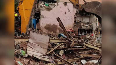 Mumbai Building collapse : मुंबईत दुर्दैवी घटना; इमारतीचा भाग कोसळून ५ वर्षांच्या मुलाचा मृत्यू, ३ जखमी