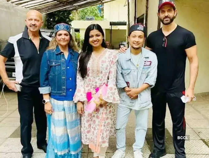 pawandeep arunita at hrithik house