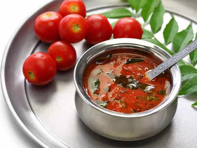 Harmful Tomatoes: सब्‍जी में जरा कम-कम डालें टमाटर, ज्‍यादा खाने से इसकी ये 1 चीज शरीर में करेगी धीमे जहर का काम