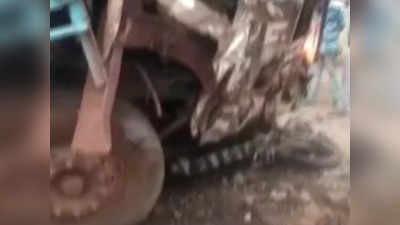 Durg News : दुर्ग में ओवरब्रिज से नीचे पिकअप पर गिरा ट्रक, चार लोगों की मौत
