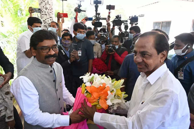 KCR with Jharkhand CM