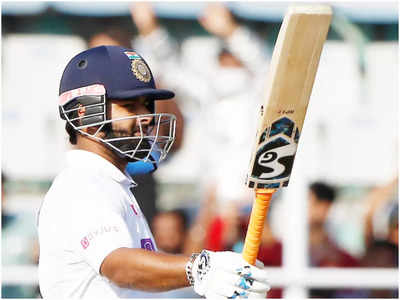 Virat Kohli-র শততম টেস্টে নজর কাড়লেন Rishabh Pant, চালকের আসনে ভারত