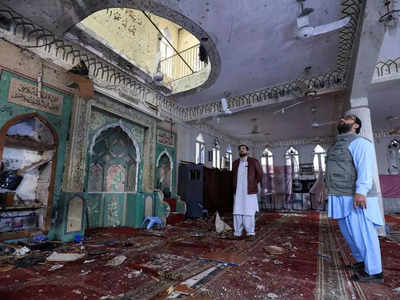 Peshawar Blast : पेशावर धमाके के बाद बिखरी लाशें और खौफ... पाकिस्तान में बदतर है शियाओं का हाल ! जानें क्यों लड़ते हैं शिया- सुन्नी