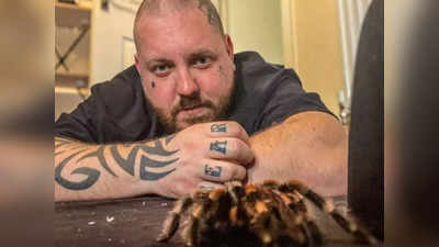 बंदे ने 120 मकड़ियों के लिए घर में बनाया बेडरूम, बताया उनकी बदौलत डिप्रेशन से निकला